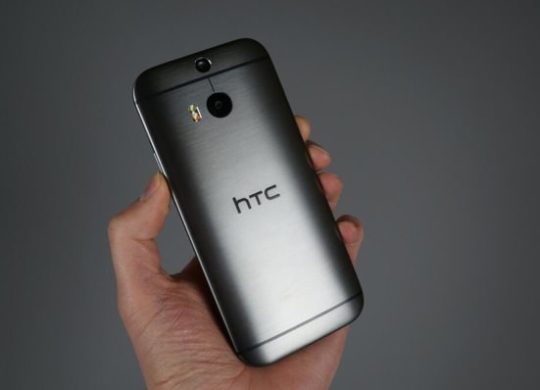 HTC One M8 Arriere
