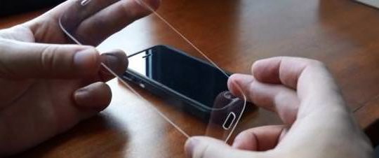 smartphone-ecran-saphir-iphone-5s-apple-usine