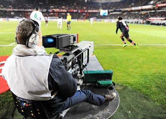 Cameraman Football
