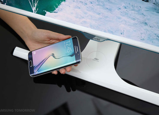 Samsung Ecran SE370 Recharge Sans Fil Smartphone