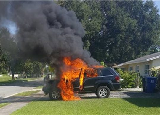 Note 7 voiture en feu