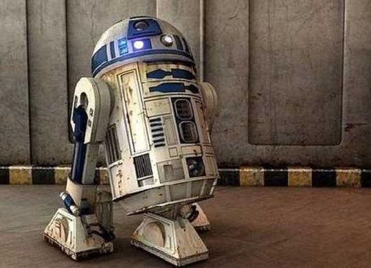 La-belle-histoire-des-createurs-du-R2-D2-de-Star-Wars-7