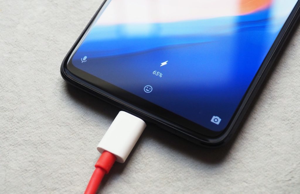 OnePlus 6 Cable Recharge 1024x663