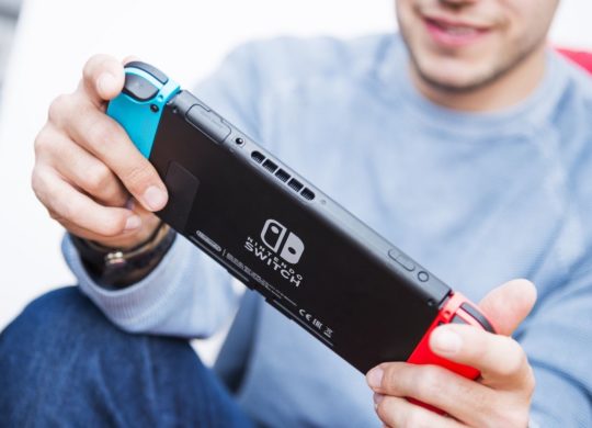 Nintendo Switch Arriere Neon