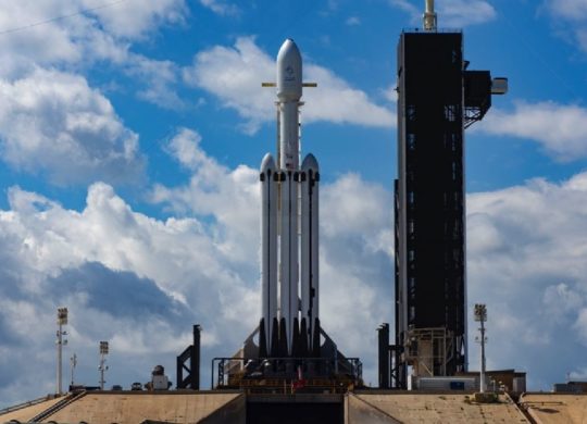 Falcon Heavy arabsat