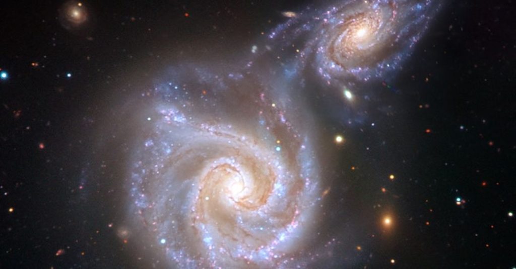 Collision De Galaxies 