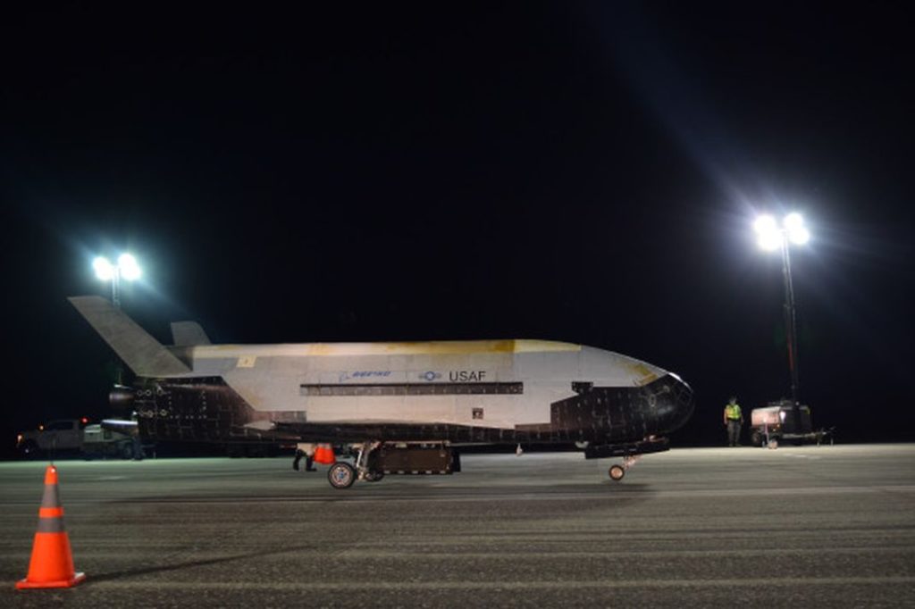 X 37B