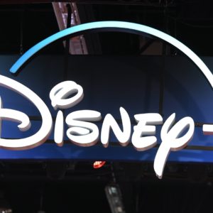 SFR se dit prêt à limiter le débit de Disney+ si c'est nécessaire