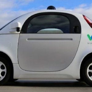 Waymo, Cruise et Uber arrêtent leurs tests et services