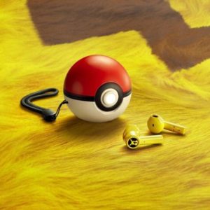 Pikachu Wireless Earbuds : Razer dévoile des écouteurs sans fils& qui se rechargent dans une Pokéball !