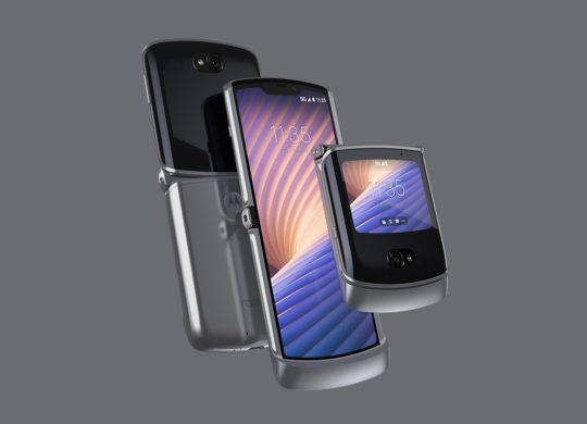 Nouveau Motorola Razr 2020 Officiel Deplie 2