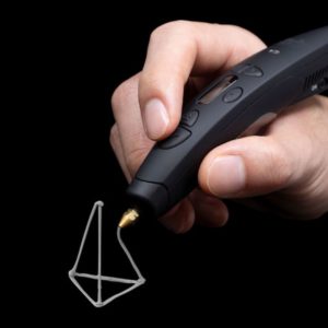 Le 3Doodler Pro+ peut imprimer en 3D avec du métal& et même du bois !