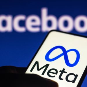 Image article Meta (Facebook) réduit ses plans d’embauche de 30% et s’inquiète