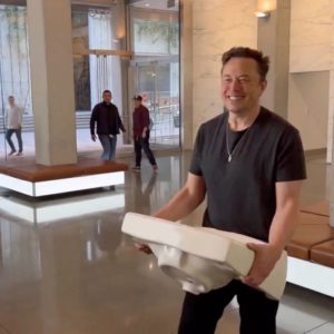 Image article Twitter : Elon Musk se rebaptise « Mr. Tweet » et cherche des fonds pour éviter la faillite