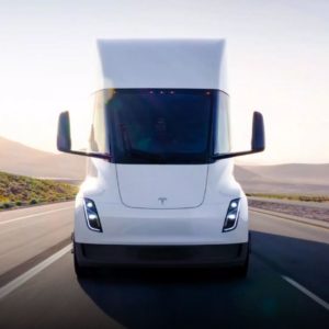Image article Tesla sur le point de livrer son premier camion électrique Semi Truck
