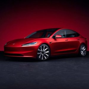 Image article Tesla : après des ventes catastrophiques en Europe, Elon Musk vire l’un des hauts cadres de l’entreprise