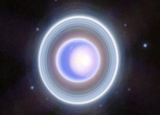 Uranus Webb 1