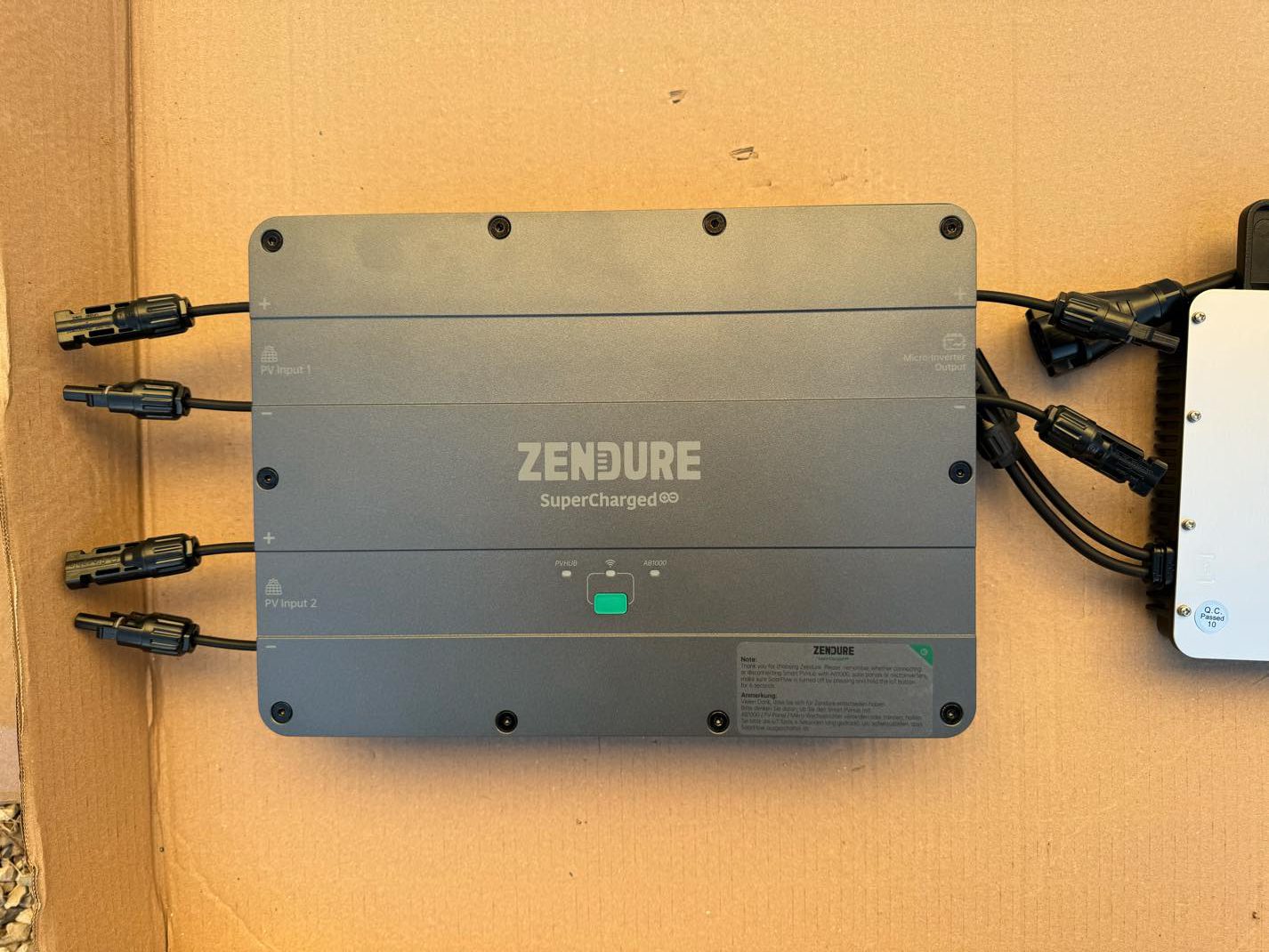 Hub Zendure Supercharged Rotated