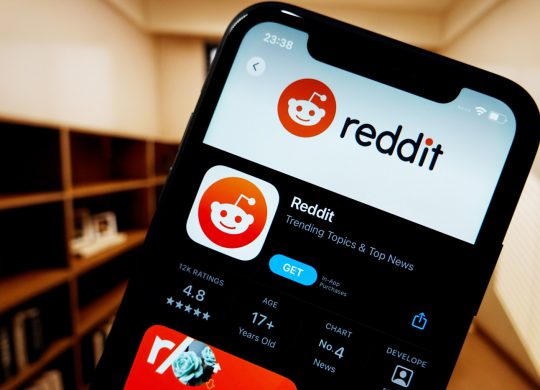 Reddit Logo