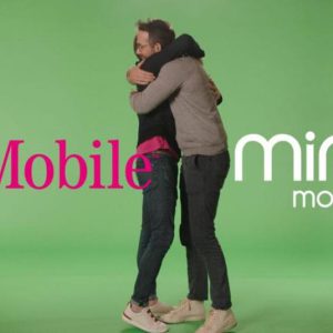 Image article T-Mobile a finalisé l’achat de Mint Mobile, une société financée en partie par l’acteur Ryan Reynolds