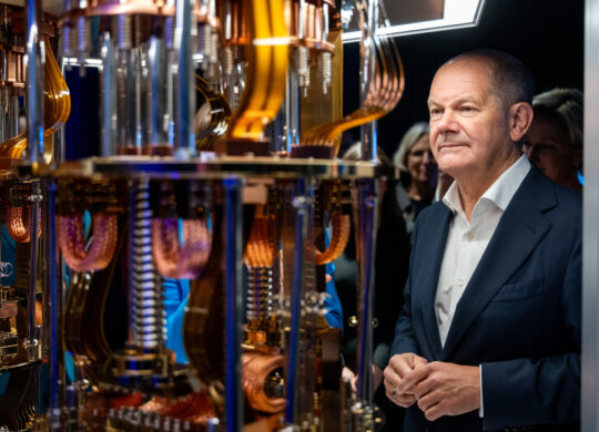 Olaf Scholz IBM Data Center Quantique Allemagne