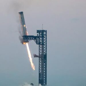 Image article SpaceX récupère son lanceur Starship en vol avec la tour Mechazilla