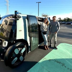 Image article Zoox teste ses robotaxis à San Francisco et sur le célèbre Strip de Las Vegas