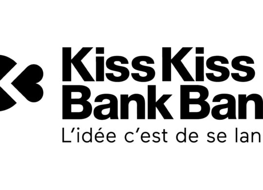 KissKissBankBank Logo