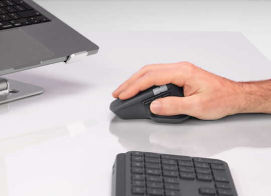 Logitech MX Master 4 Souris Main