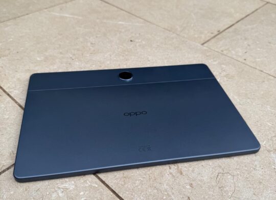 arriere oppo pad se