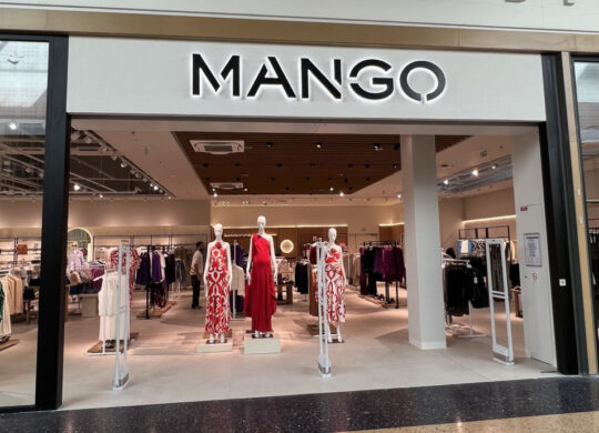 Mango Boutique Logo