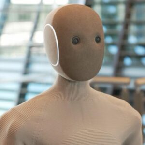 Image article Neo : le robot humanoïde domestique est en vente pour 20 000 dollars (oui mais…)