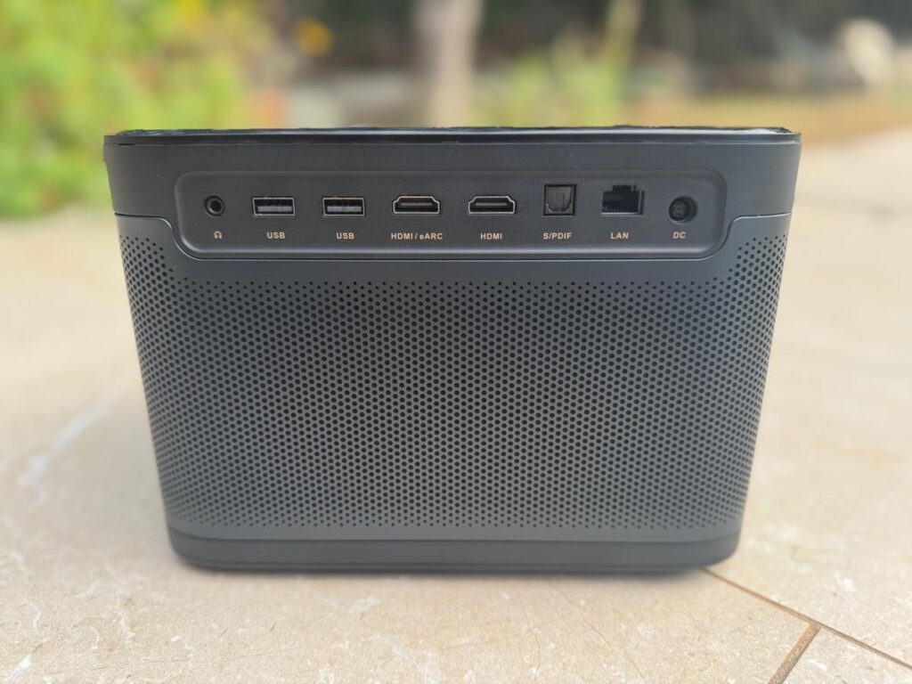 Dangbei Mars Pro 2 DBOX02 Connectique