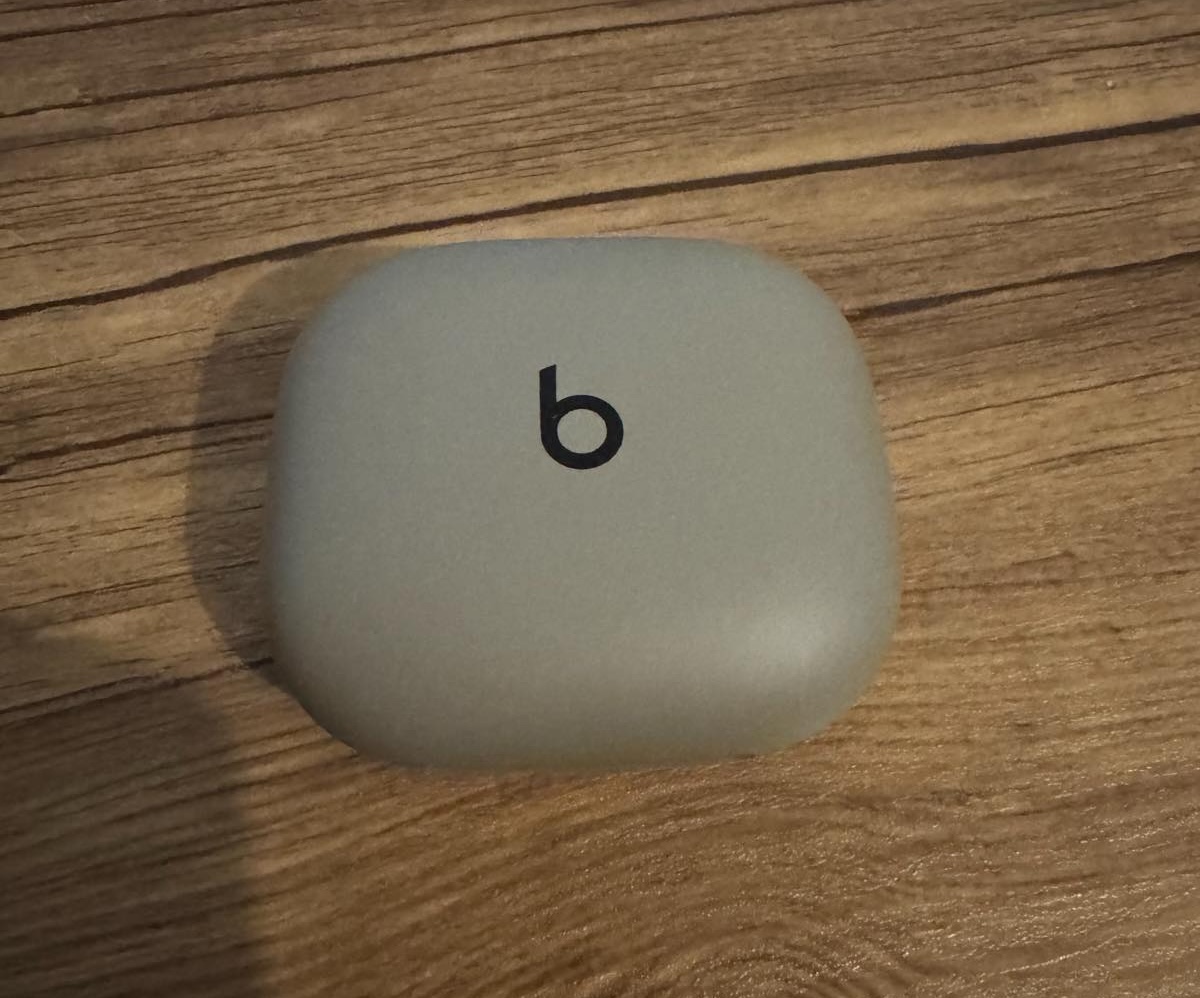 Powerbeats Fit 2025 2