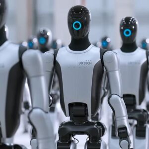 Image article UBTECH dévoile son impressionnante « armée » de robots humanoïdes prêts pour la livraison