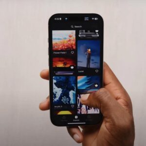 Image article Le Youtubeur star MKBHD retire son app controversée Panels