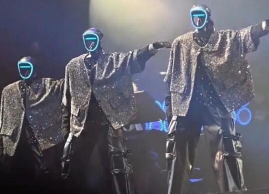 chinese robots concert