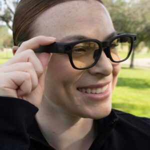 Image article Mentra lance des lunettes connectées dédiées au livestream sur YouTube… ou OnlyFans