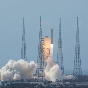 Image article Long March-10 et capsule Mengzhou : la Chine réussit un test crucial de vol pour son programme lunaire habité