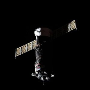 Image article ISS : panne d&rsquo;antennes pour le cargo russe Progress 94 ; un amarrage manuel envisagé !