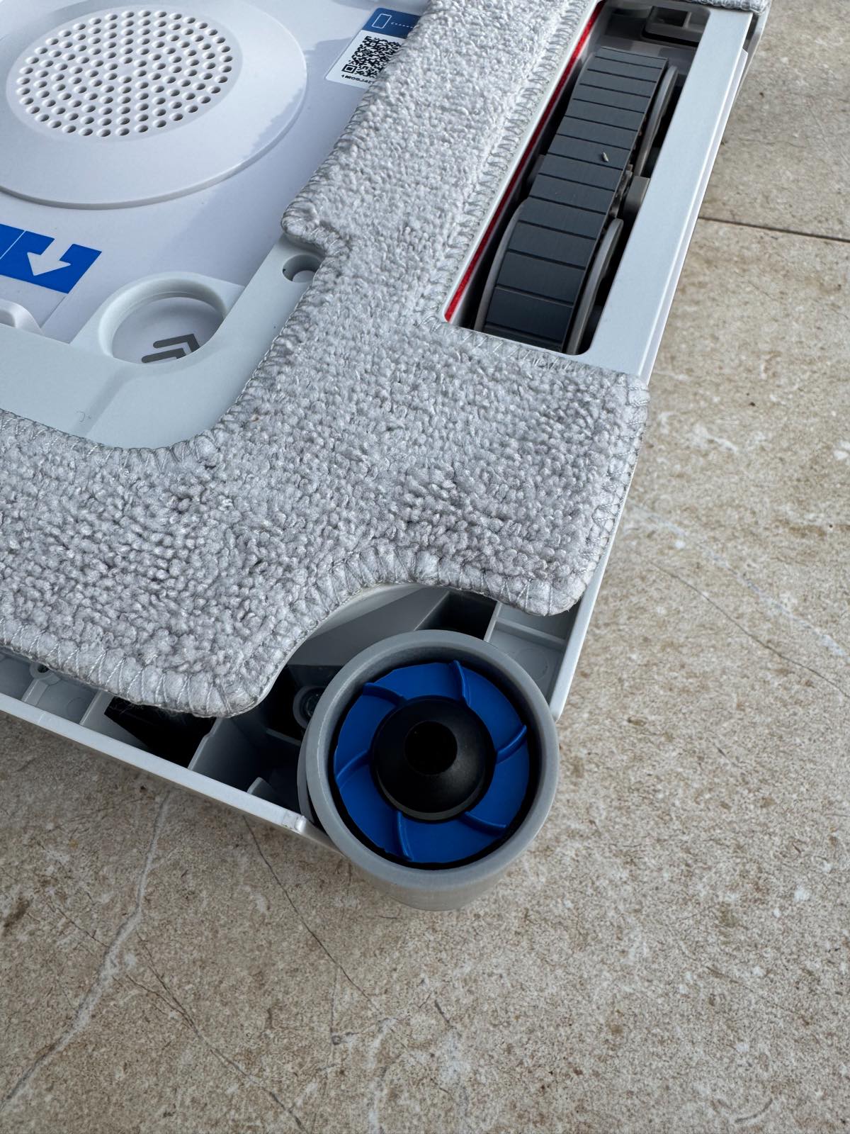 Ecovacs Winbo W3 Omni IMG 1958