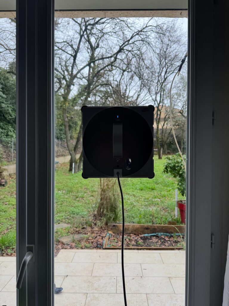 Ecovacs Winbo W3 Omni IMG 2027