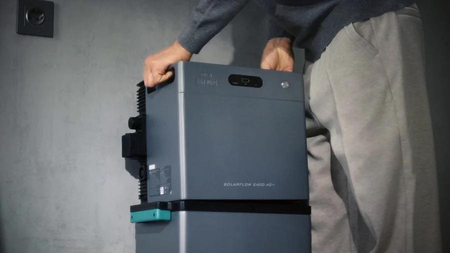 Zendue Solarflow 2400 Ac Empilement Batteries