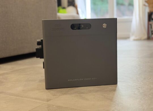 zendue-solarflow-2400-ac+-vue-avant