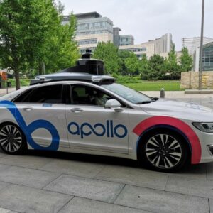 Image article Une panne massive de robotaxis en Chine relance les doutes sur la fiabilité du transport autonome