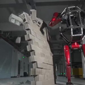 Image article Unitree GD01 : ce robot «mecha-Transformer» chinois peut-être piloté de l&rsquo;intérieur par un être humain