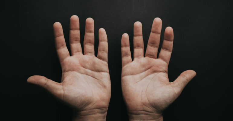 Deux Mains