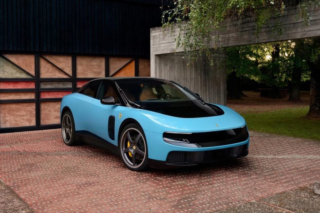 Ferrari Luce
