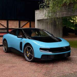 Image article Ferrari Luce : malgré les critiques, la première VE du constructeur italien dépasse son objectif de vente