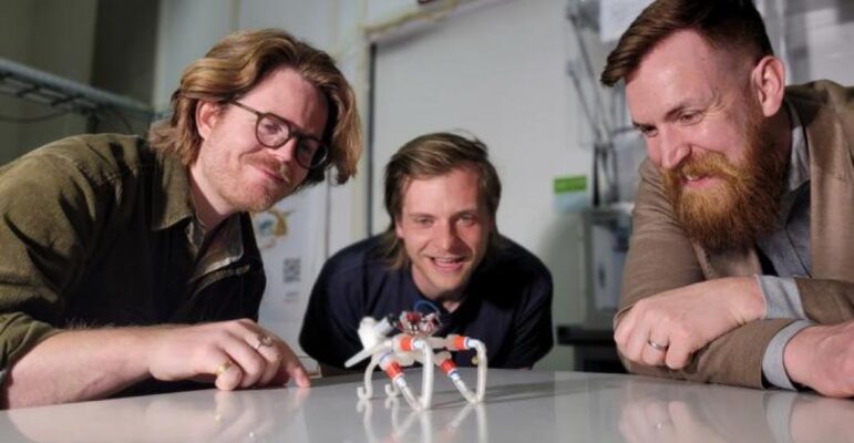 robots mous